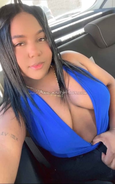 Emily 611905161