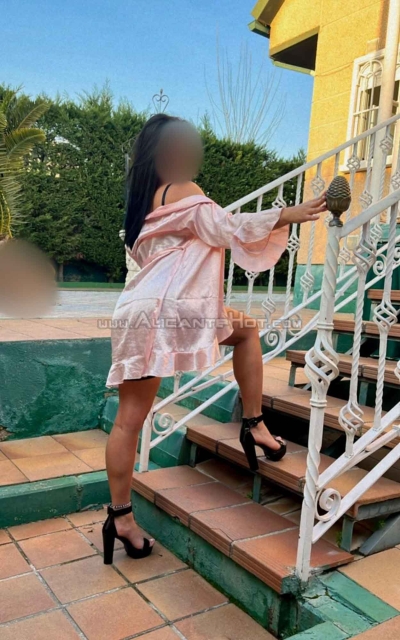 ❤️‍🔥🤭 cristal venezolana en Elche carrus 😍✨👑🤩 722302071