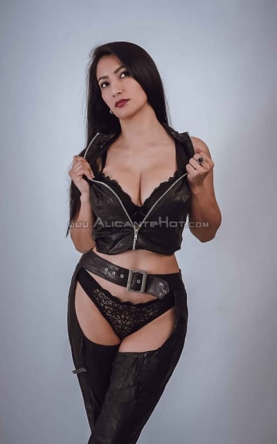 Natasha 659727618