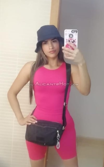 Sara 692366594