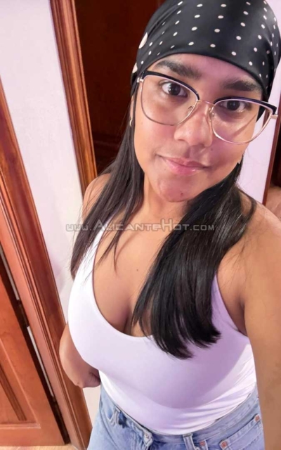 ⭐Fabiana, venezolana 🇻🇪 611570054