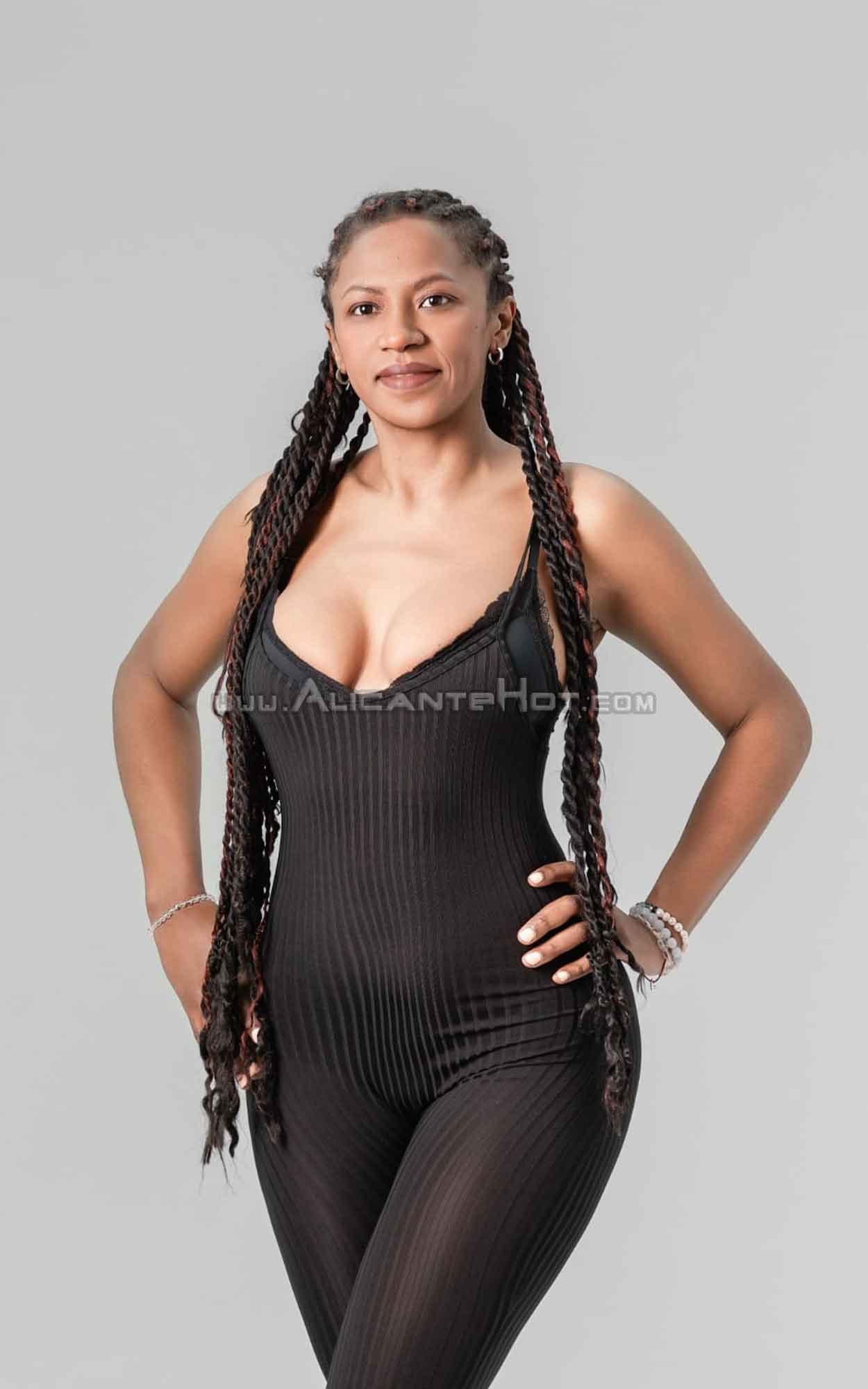 Naomys - 637105201 - Citas en Alicante, Alicante - alicantehot.com