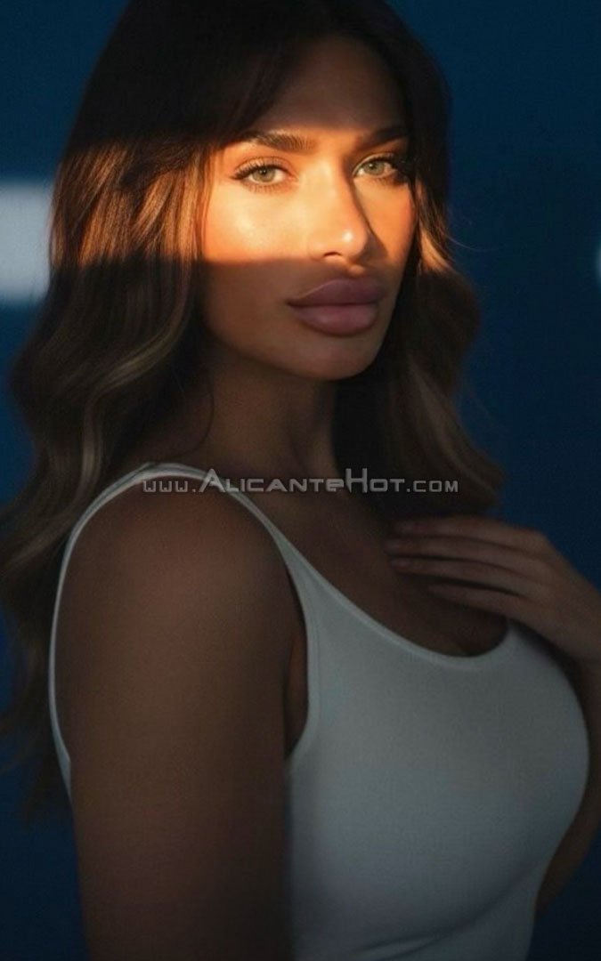 Ambar - 670028421 - Citas en Benidorm, Benidorm - alicantehot.com