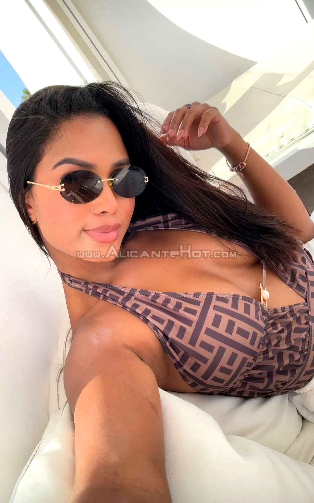 Megan Baby's - 637285428 - Citas en Benidorm, Alicante - alicantehot.com