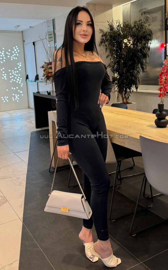 Luna - 667490654 - Citas en Alicante, Alicante - alicantehot.com
