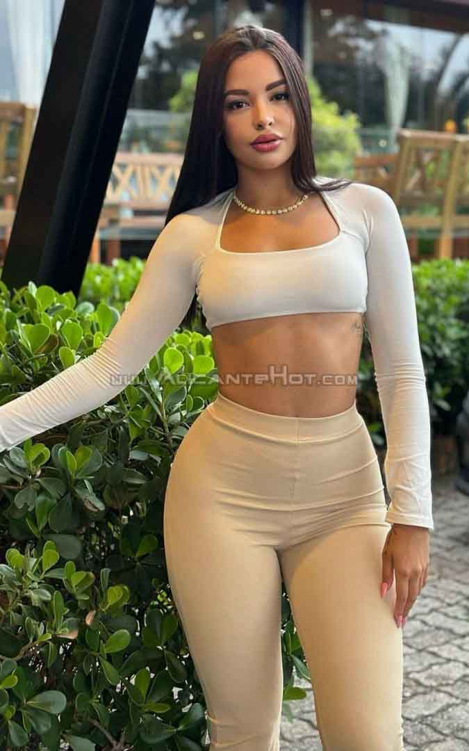 Medusa 🪼  - 613362780 - Citas en Benidorm, Alicante - alicantehot.com