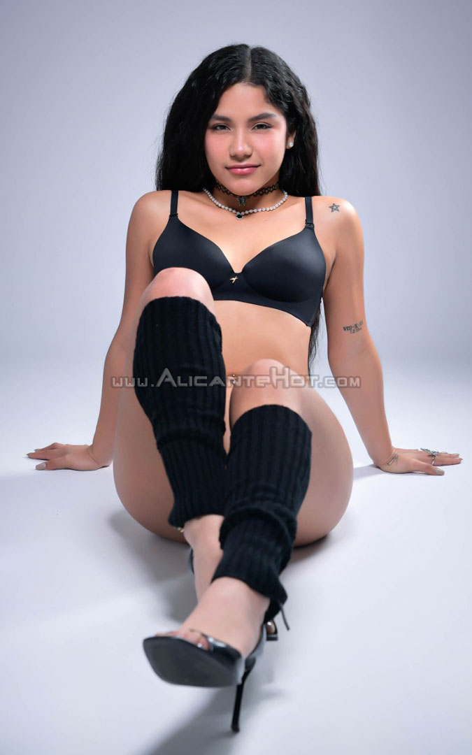 Alexandra  - 612481789 - Citas en Alicante, Alicante - alicantehot.com