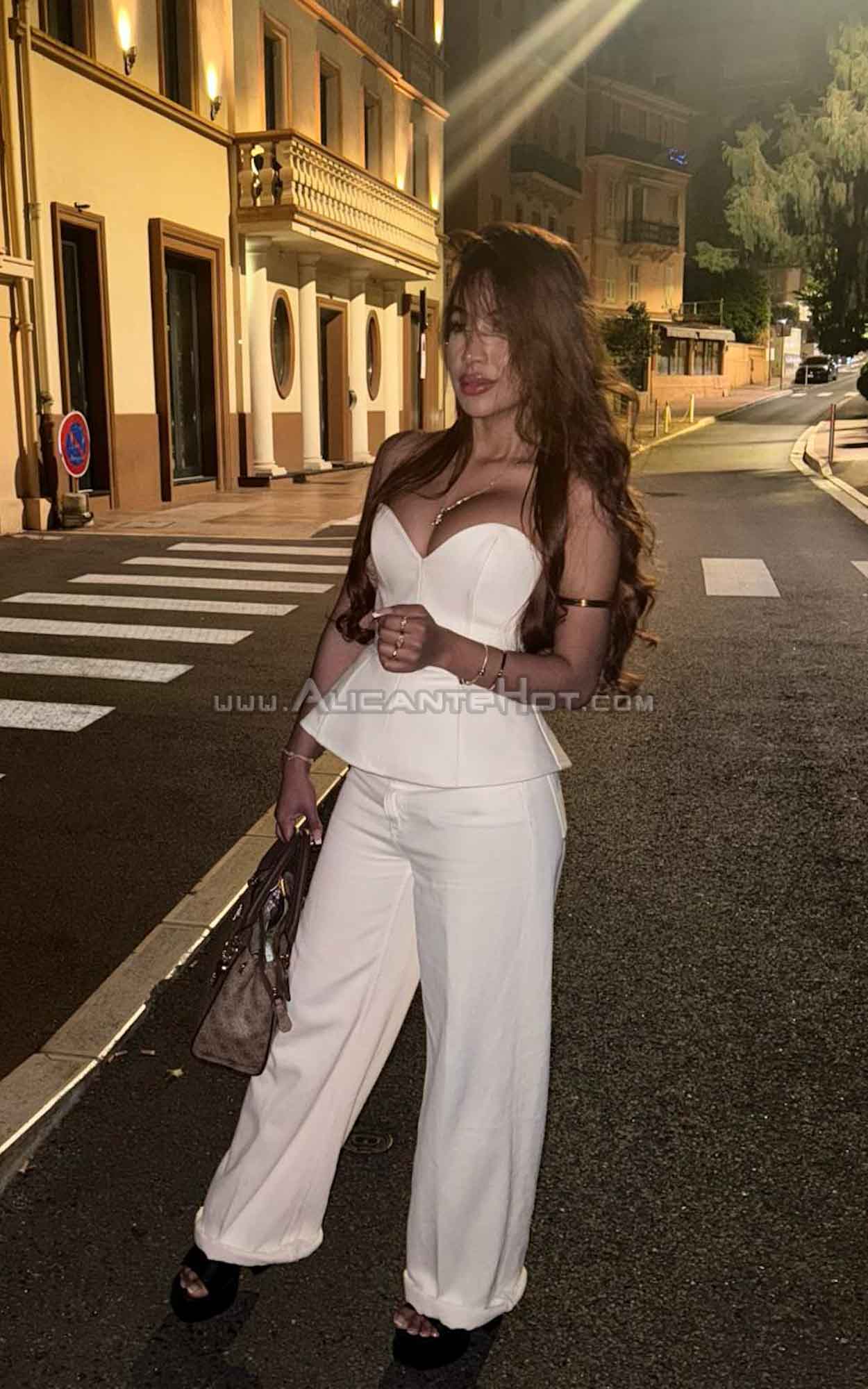 Alison  - 611341752 - Citas en Alicante, Alicante - alicantehot.com