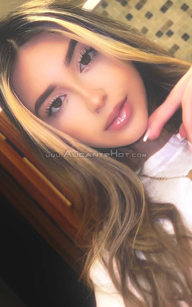 Maggie  - 631584470 - Citas en Benidorm, Alicante - alicantehot.com