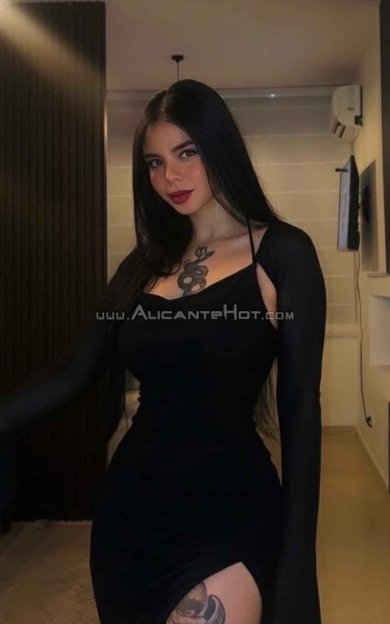 Kiara - 695069989 - Citas en Alicante, Alicante - alicantehot.com